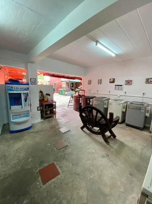 Ratanawong Place 823 Bangkok Kültér fotó